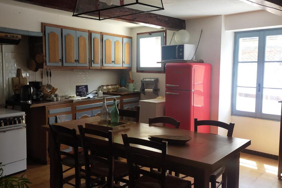 Photo of Kitchen in Bayons
