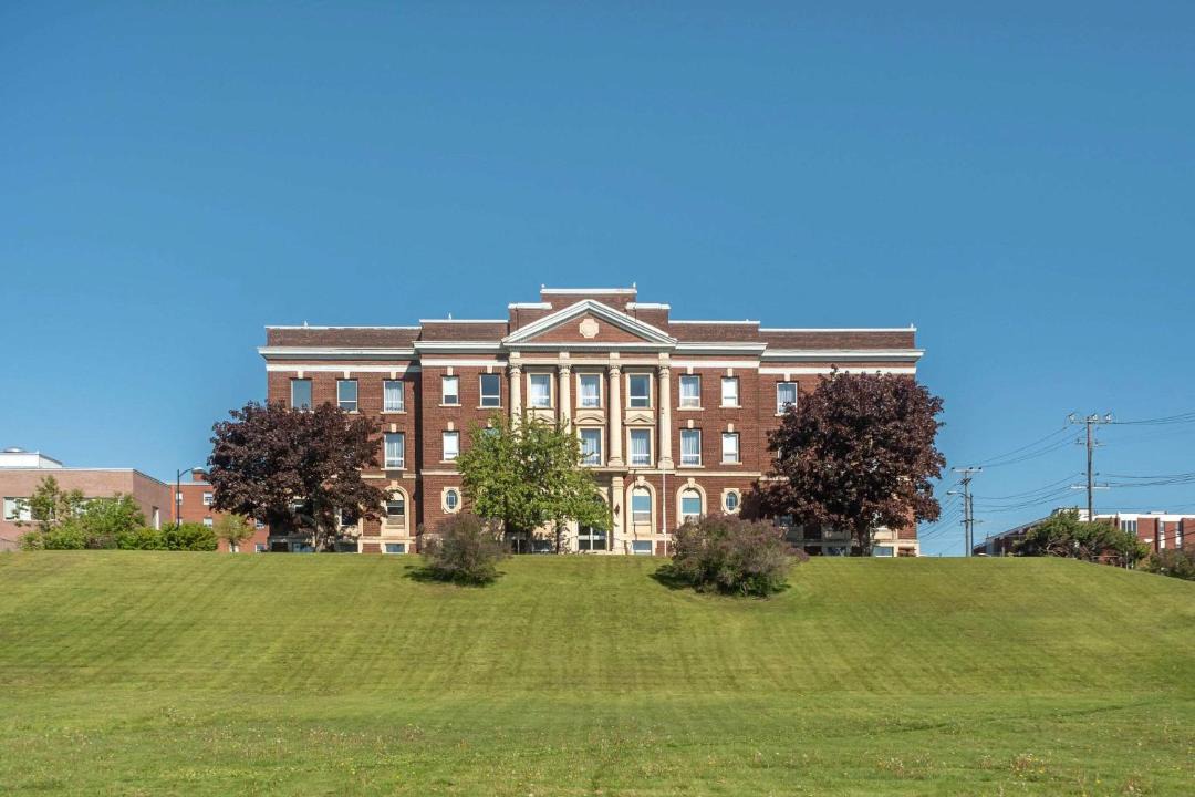 Photo of Buildings in Thunder Bay