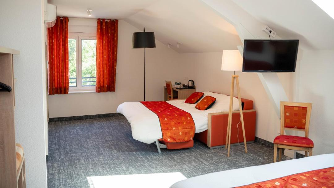 Photo of Bedroom in Custines