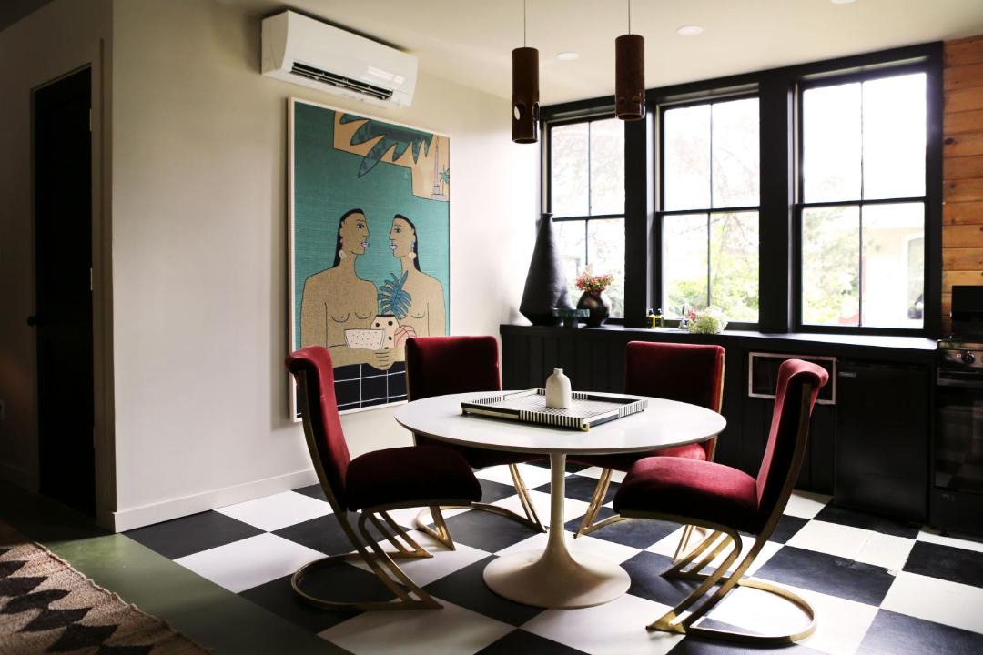 Photo of Others in Connelly