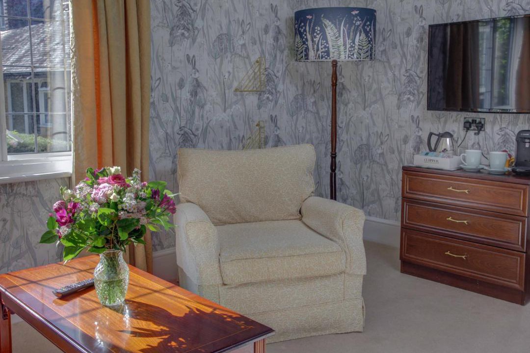 Photo of Others in Oborne