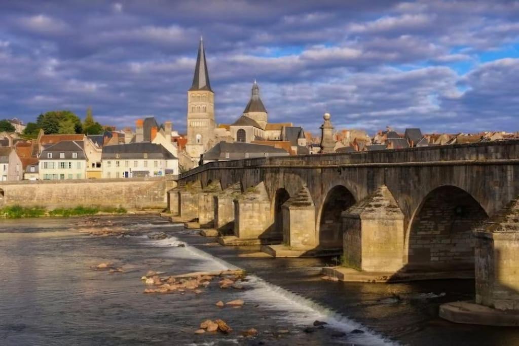 Photo of Others in La Charite-sur-Loire