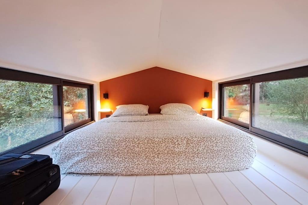 Photo of Bedroom in Ligny-le-Ribault