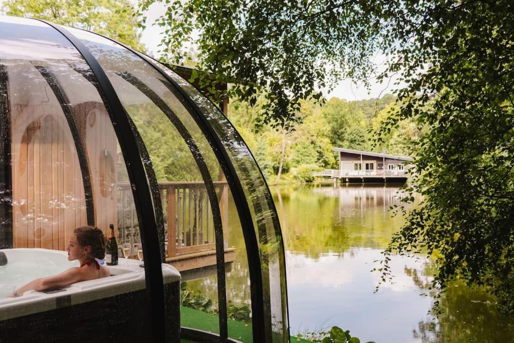 Photo of Others in Saint-Lo