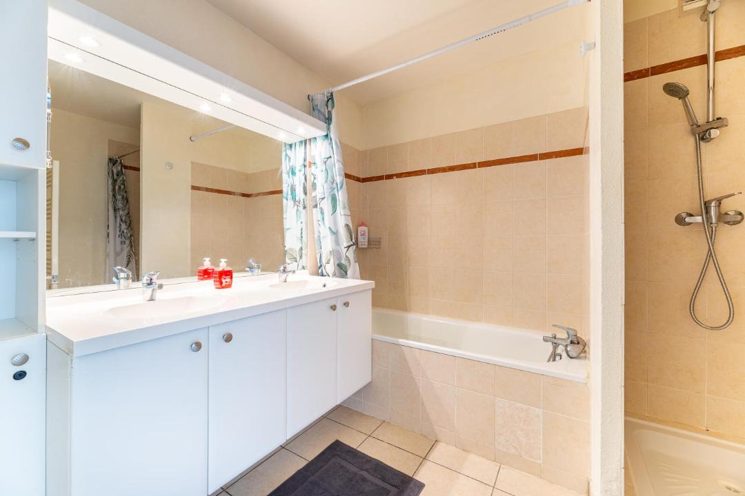 Photo of Bathroom in Les Sorinieres
