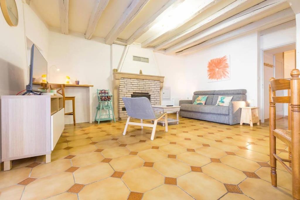 Photo of Others in Ahuy