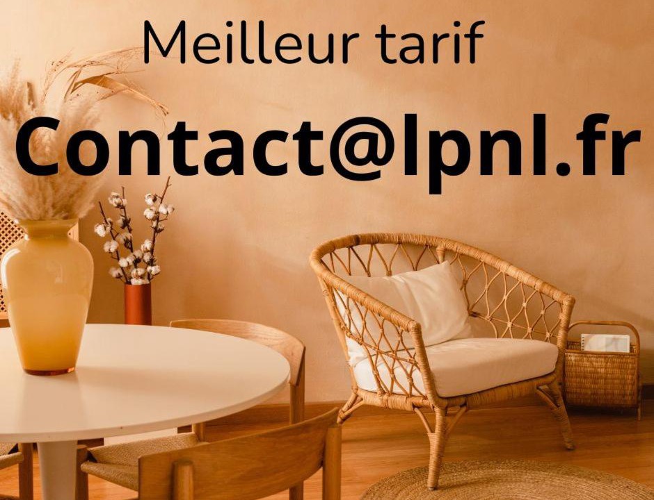 Photo of Others in Rives