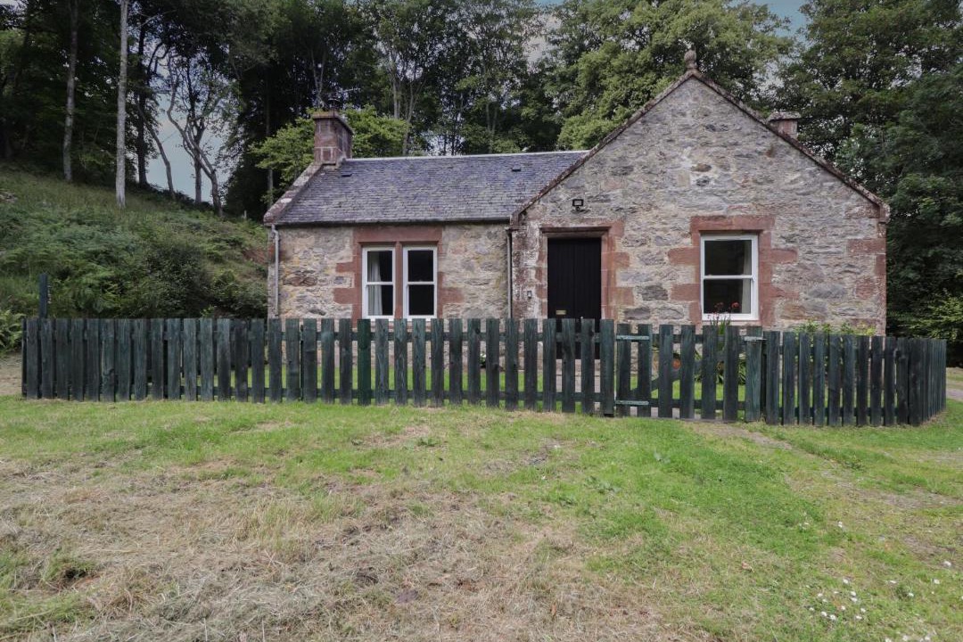 Photo of Others in Strathpeffer