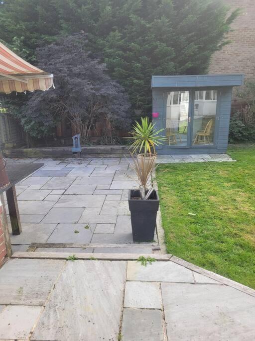 Photo of Others in Netley