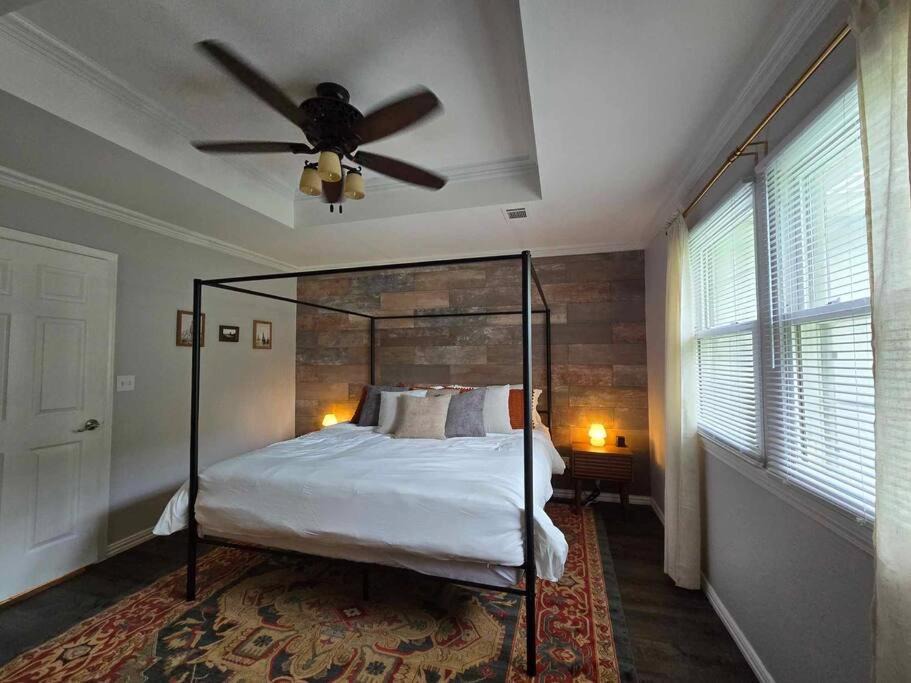 Photo of Bedroom in Calera