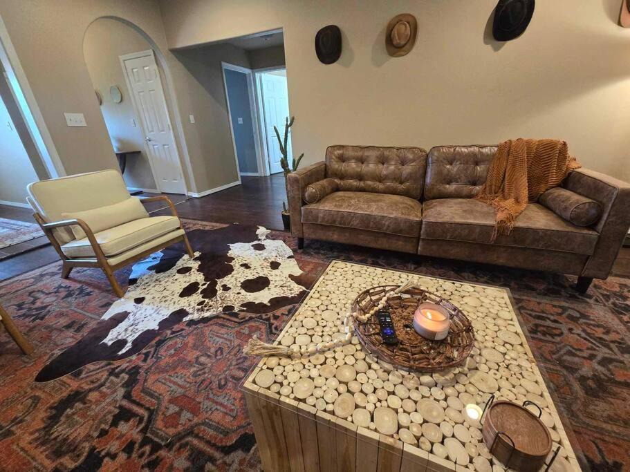 Photo of Livingroom in Calera