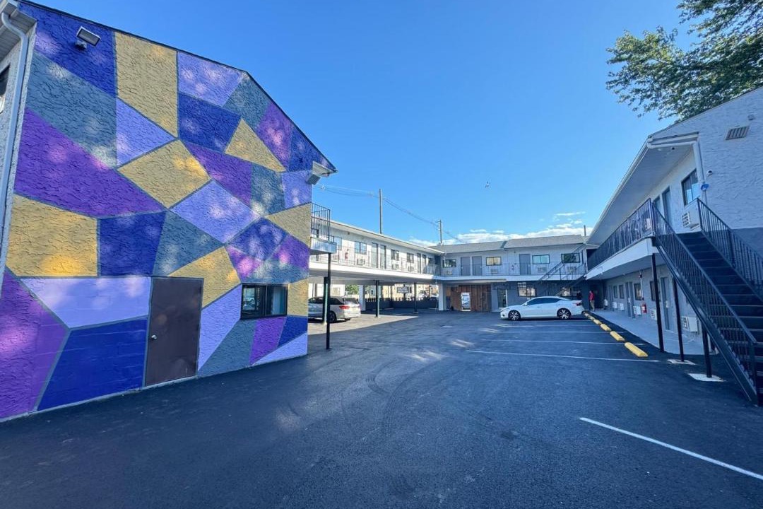 Photo of Others in Elizabeth