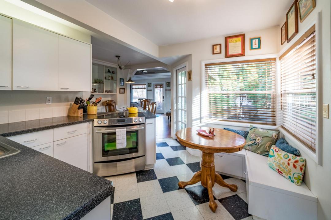 Photo of Kitchen in River Terrace