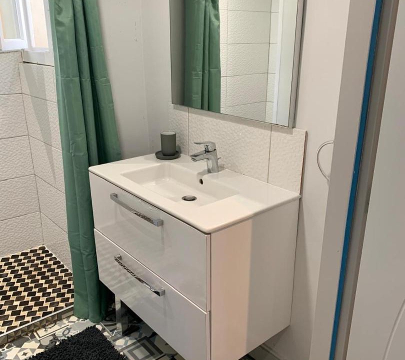 Photo of Bathroom in Mont-de-Marsan