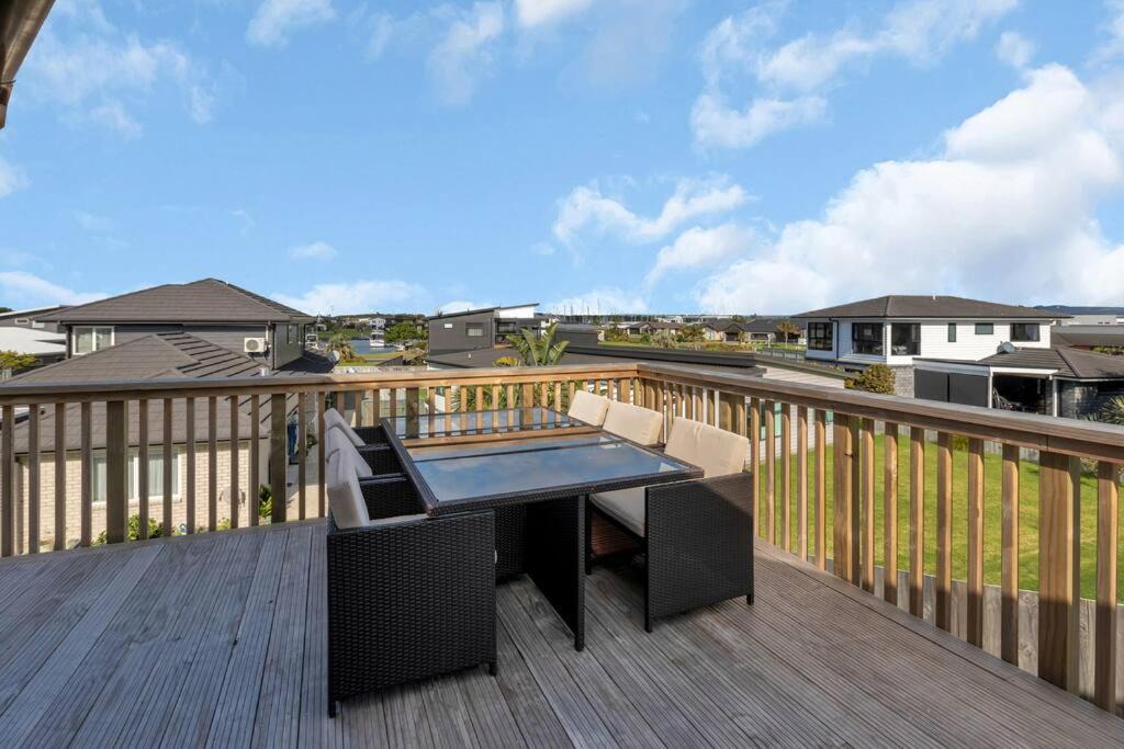 Photo of Patio Balcony in One Tree Point