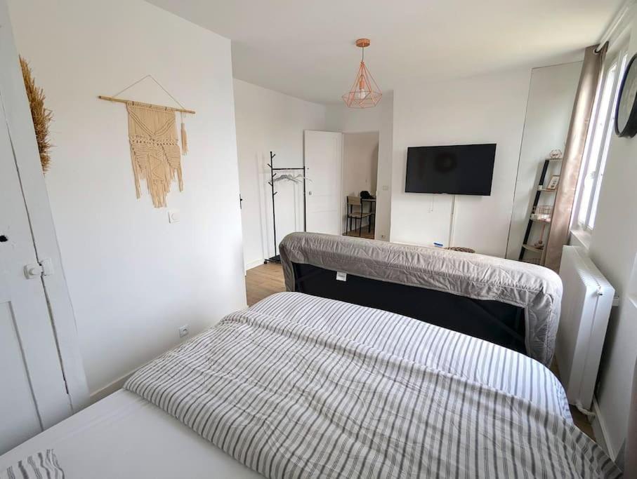 Photo of Bedroom in Martot