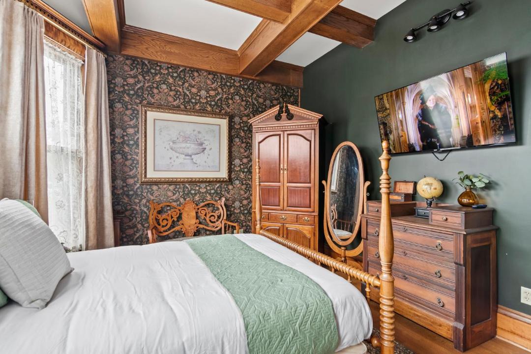 Photo of Bedroom in Springfield
