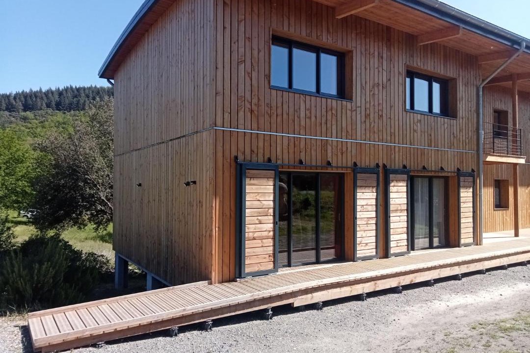 Photo of Others in Premian