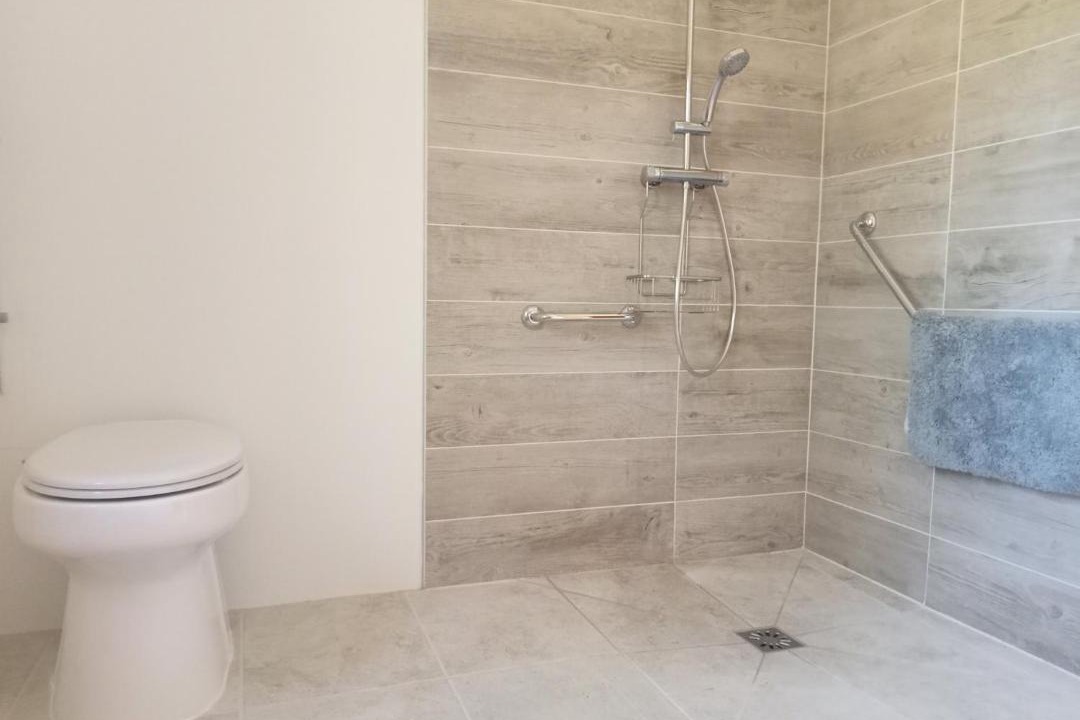 Photo of Bathroom in Premian