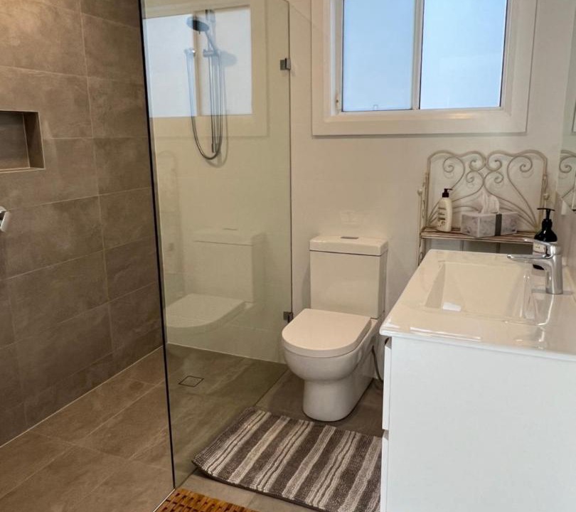Photo of Bathroom in Avalon Beach