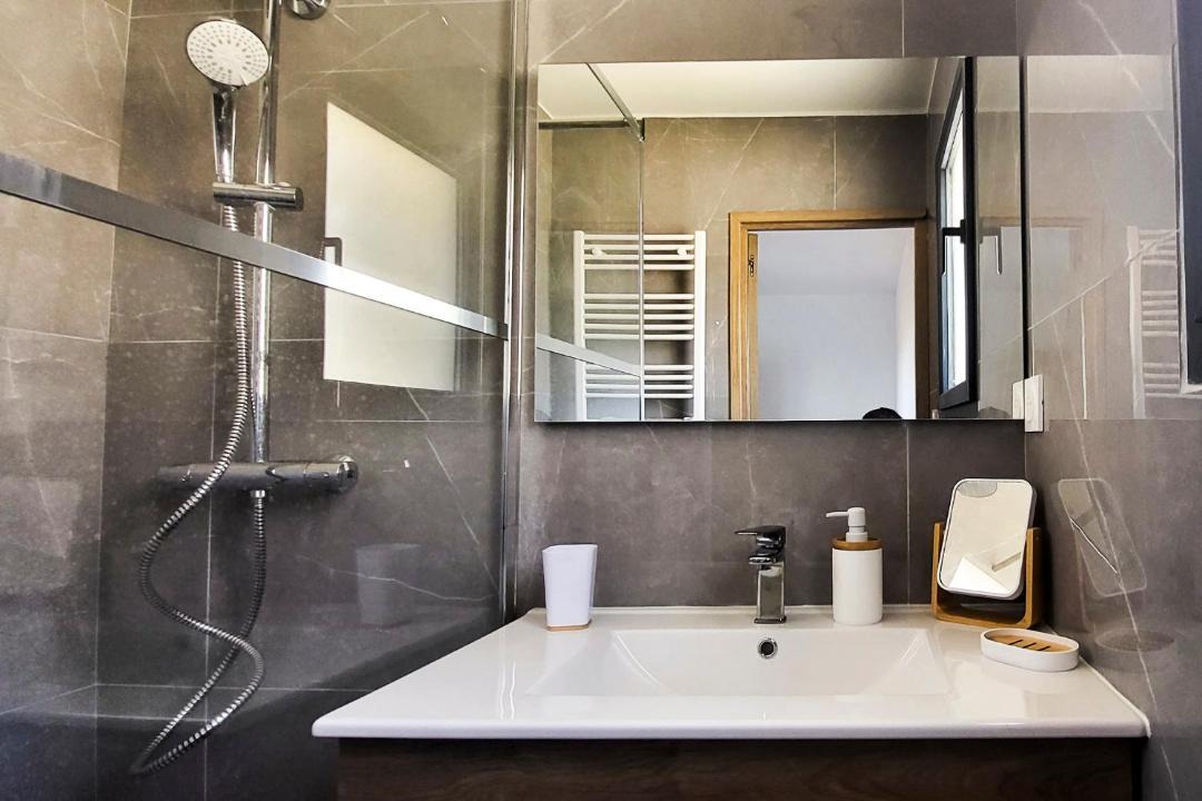 Photo of Bathroom in Laudun