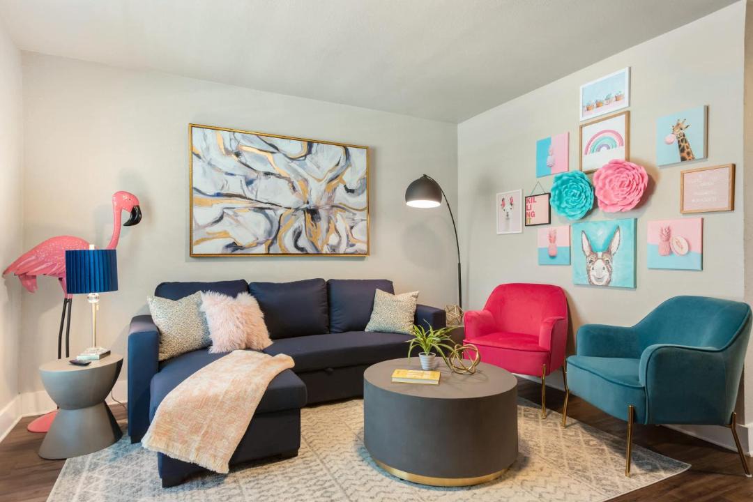 Photo of Livingroom in Oakmont Heights