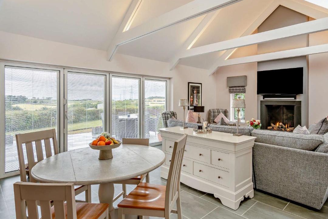 Photo of Others in Eaglesham