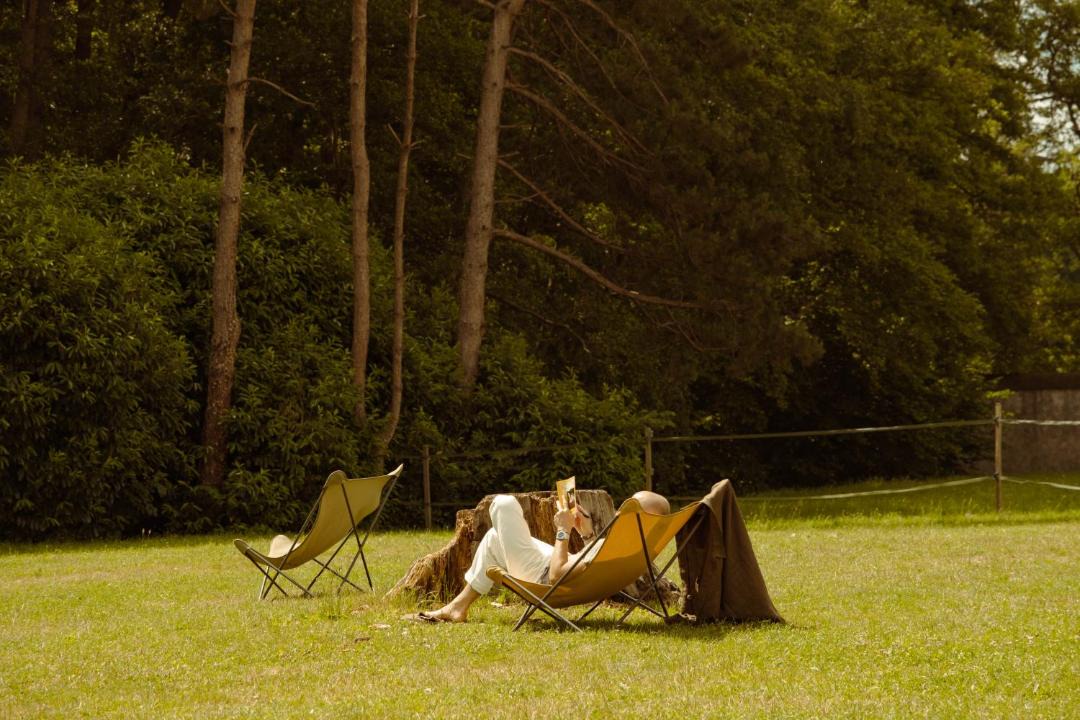 Photo of Others in Bonnelles