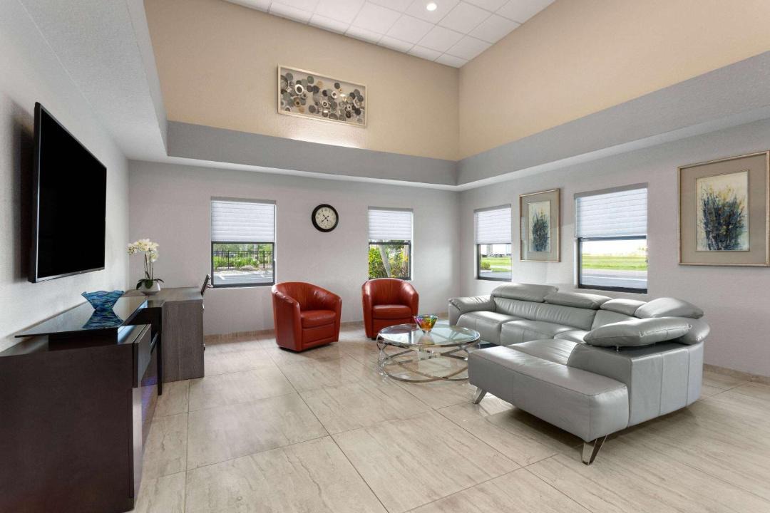 Photo of Livingroom in Punta Gorda