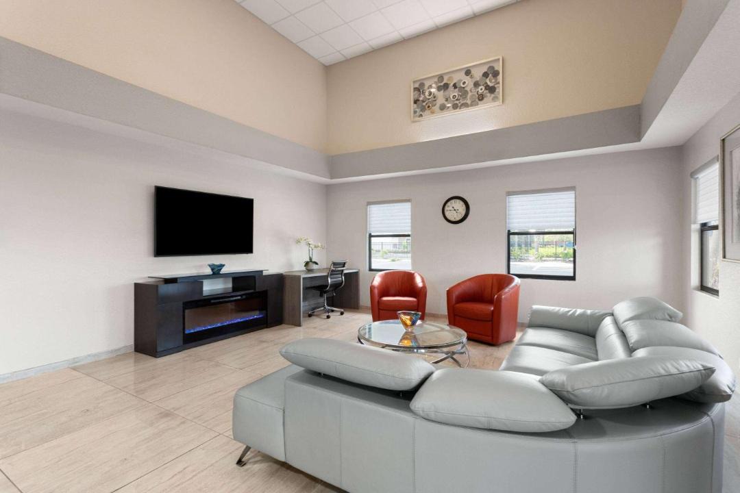 Photo of Livingroom in Punta Gorda