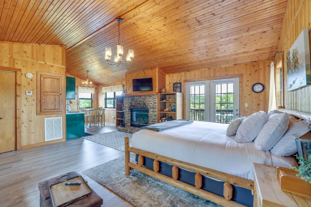 Photo of Bedroom in Berryville