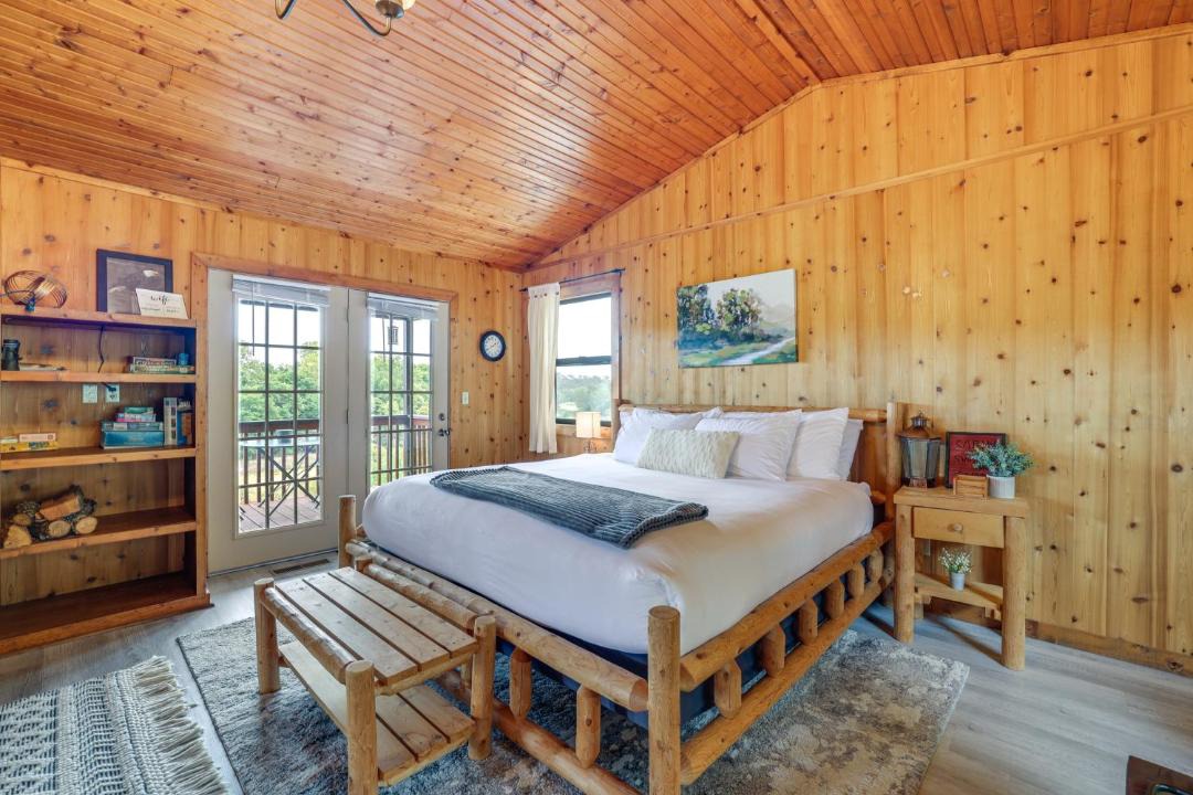 Photo of Bedroom in Berryville