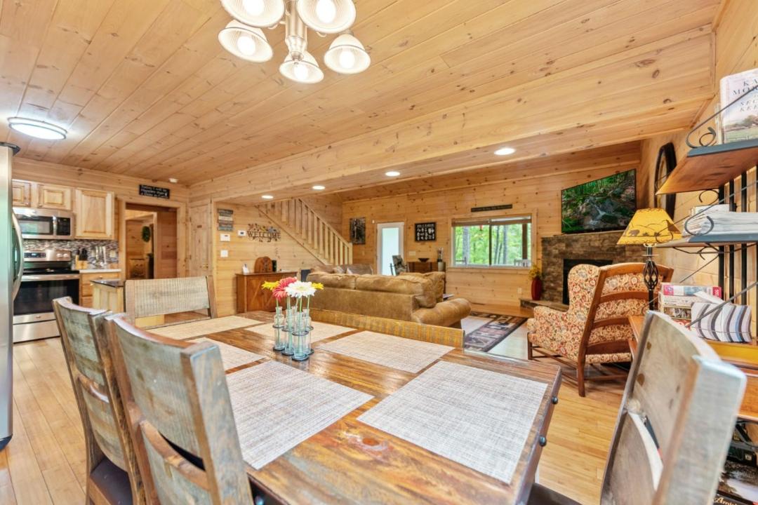 Photo of Others in Mineral Bluff