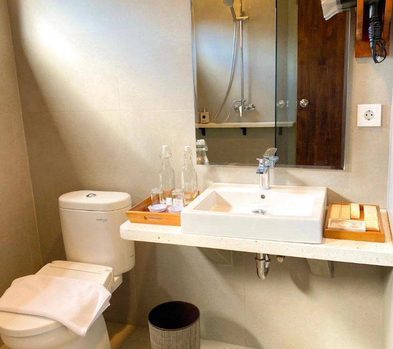 Photo of Bathroom in Kalipuro