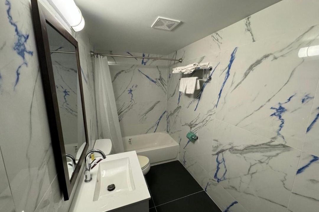 Photo of Others in Elizabeth