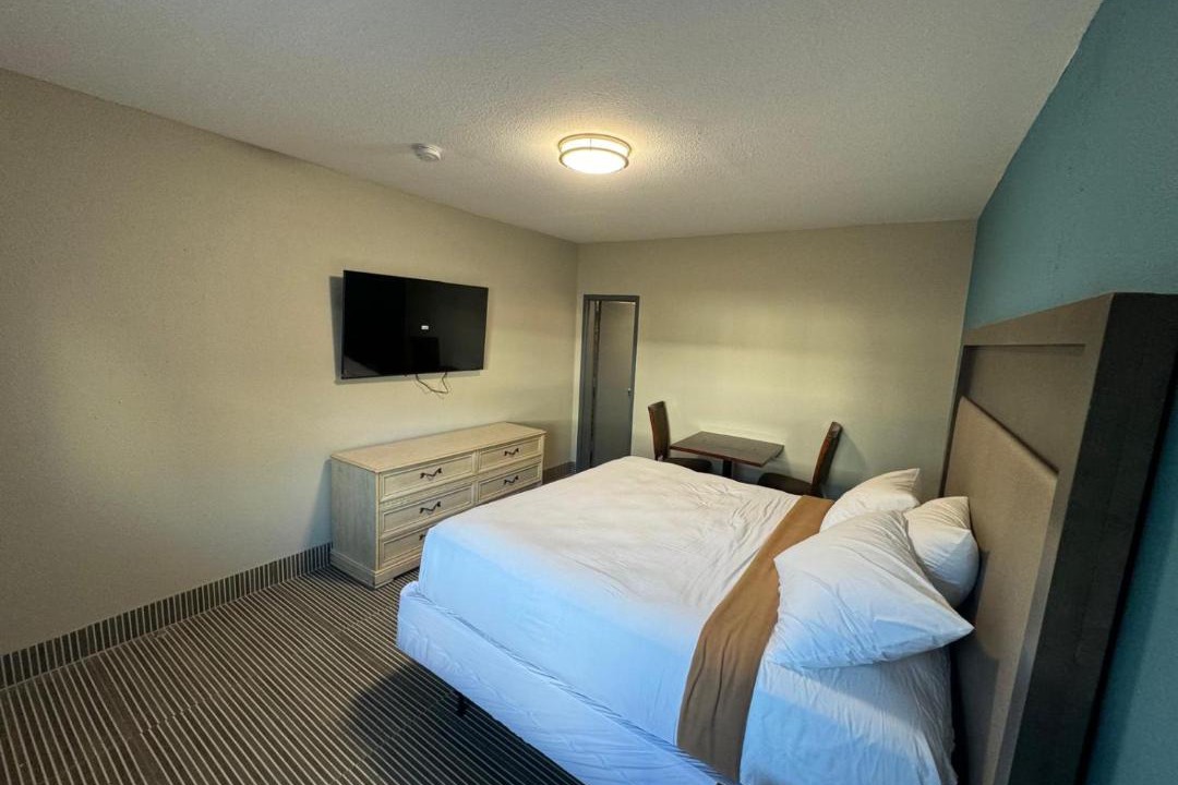 Photo of Others in Elizabeth