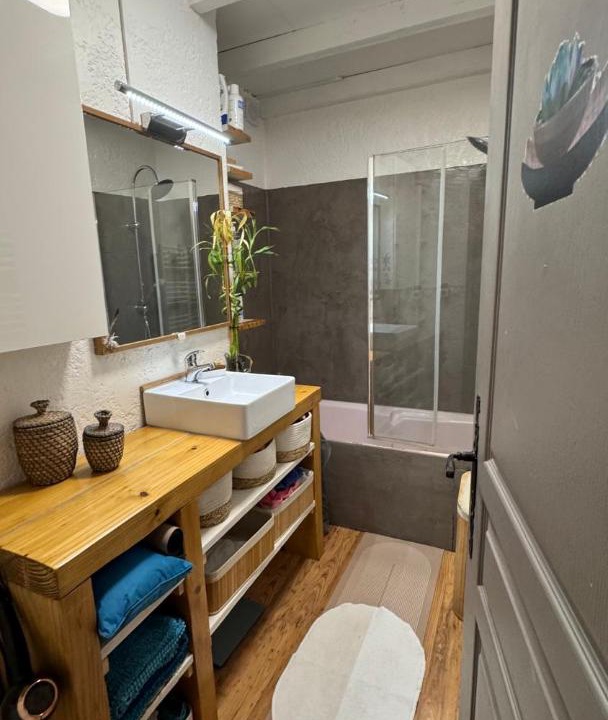 Photo of Bathroom in Saint-Andre-de-Sangonis