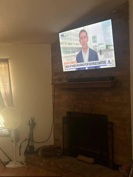 Photo of Livingroom in Marshall