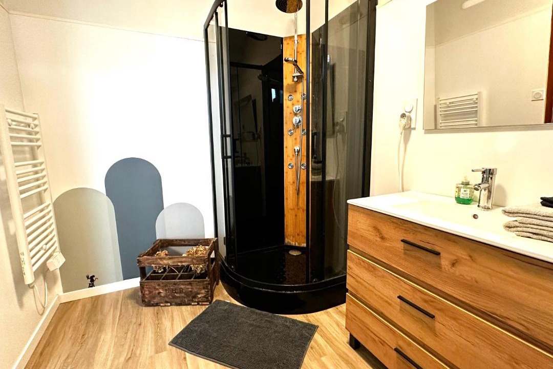 Photo of Bathroom in Neant-sur-Yvel