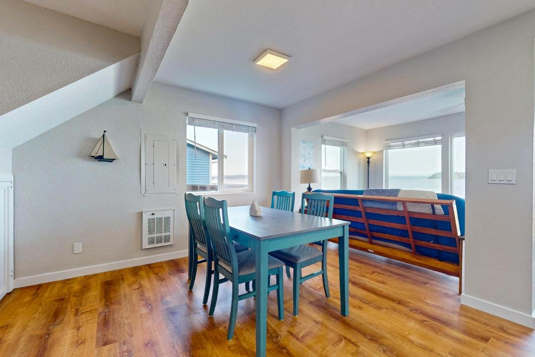 Photo of Others in Clinton