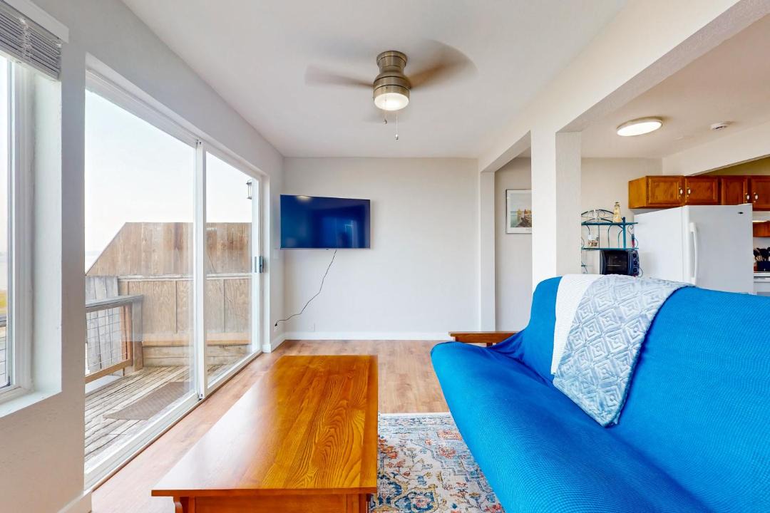 Photo of Others in Clinton