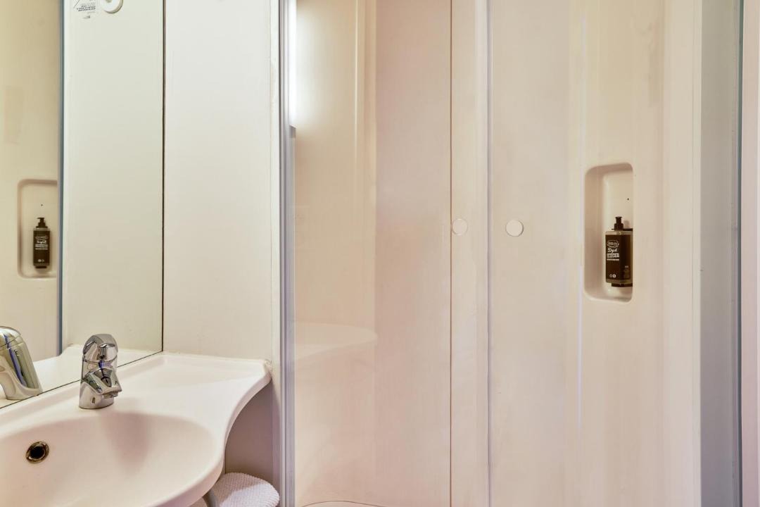 Photo of Bathroom in Villemomble