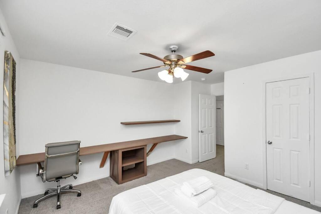 Photo of Bedroom in Rosenberg