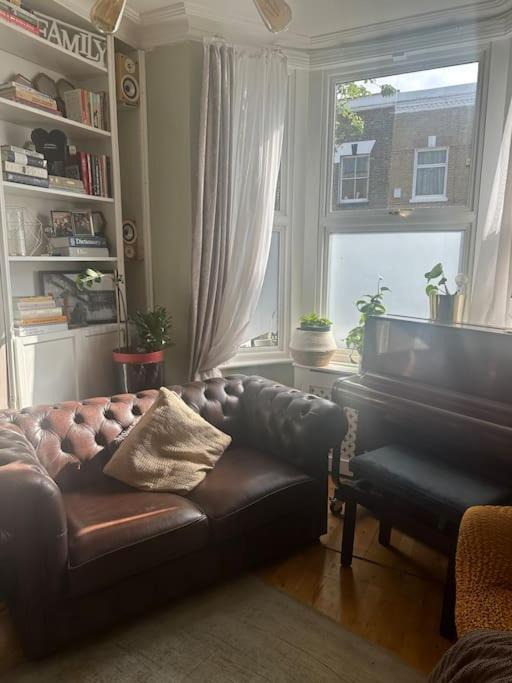 Photo of Livingroom in Herne Hill