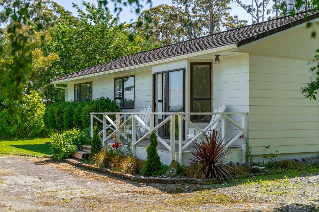 Photo of Others in Featherston