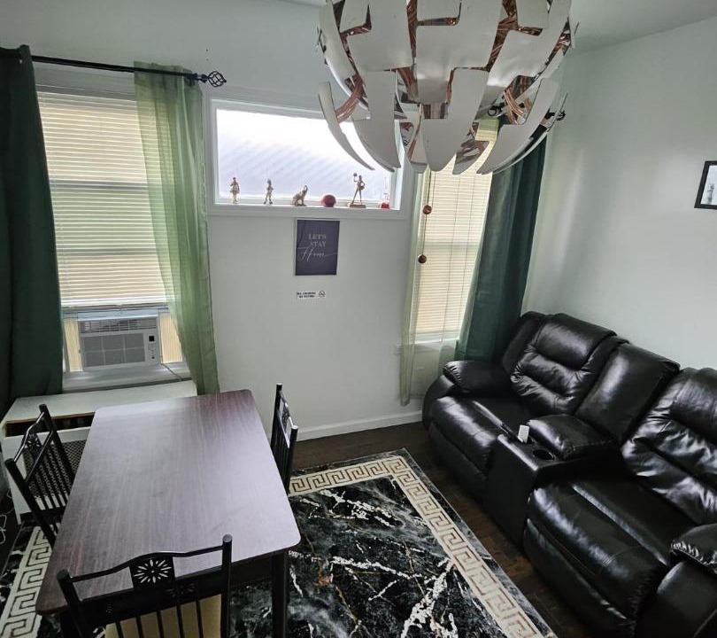 Photo of Livingroom in Irvington