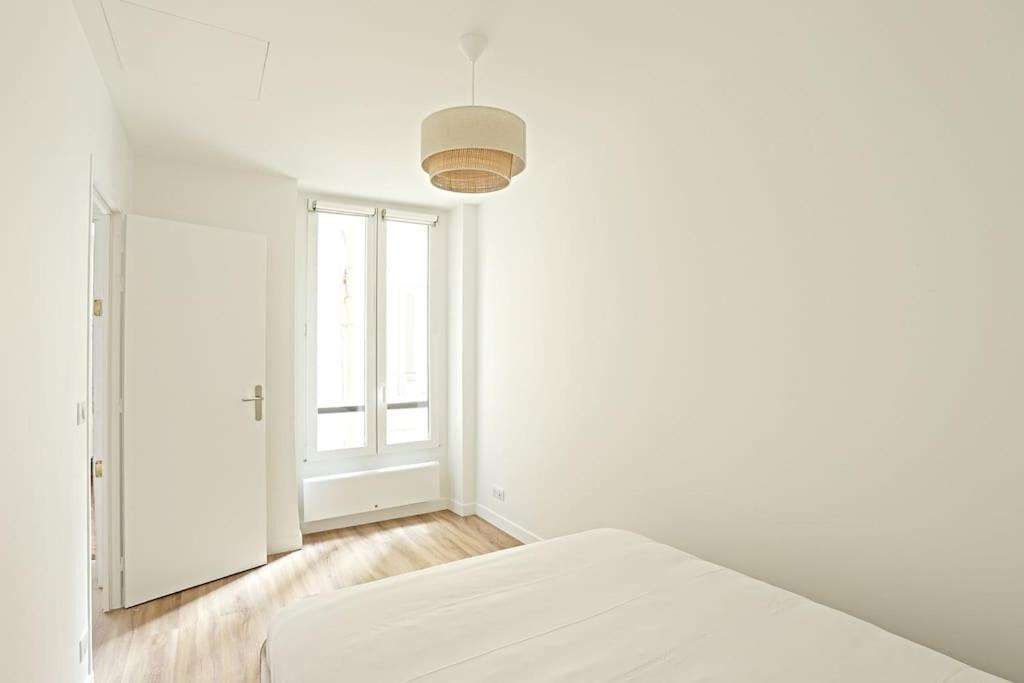 Photo of Bedroom in 6th Arrondissement