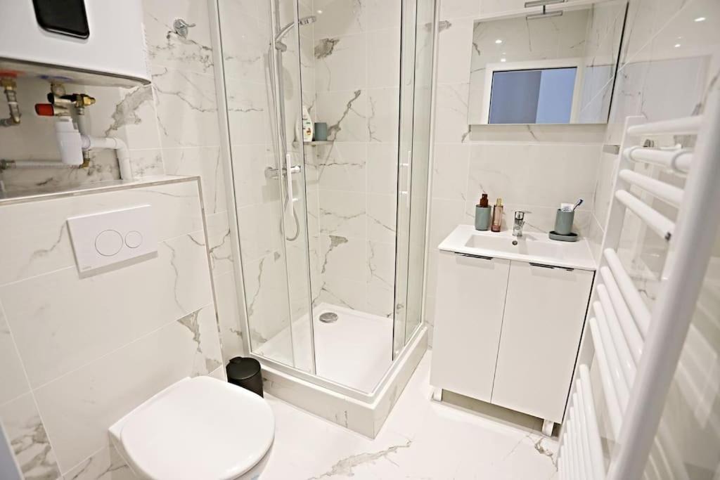 Photo of Bathroom in 6th Arrondissement