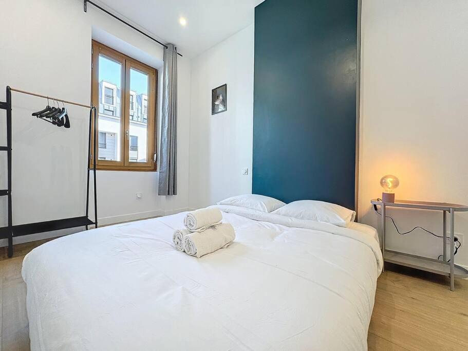 Photo of Bedroom in Charmettes - Bellecombe