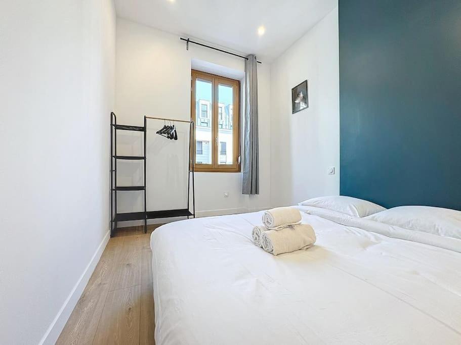 Photo of Bedroom in Charmettes - Bellecombe